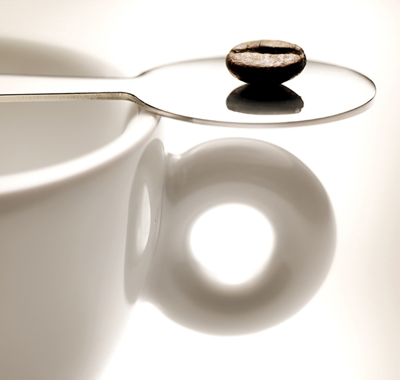 illy-CA_coffee-accessories_720x360