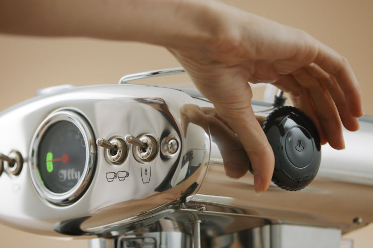 Thumb_X1-ESE-Ground_Cappuccino_750x500