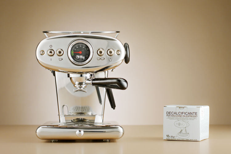 A Guide to Setting Up The Espresso Machine in Your New Café