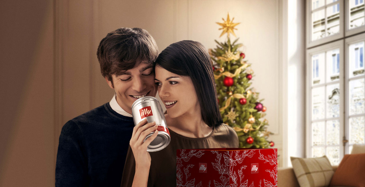 holiday pack of illy coffee