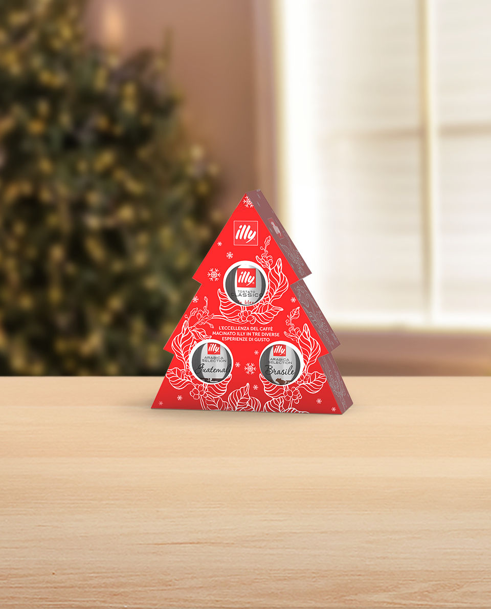 illy Christmas tree