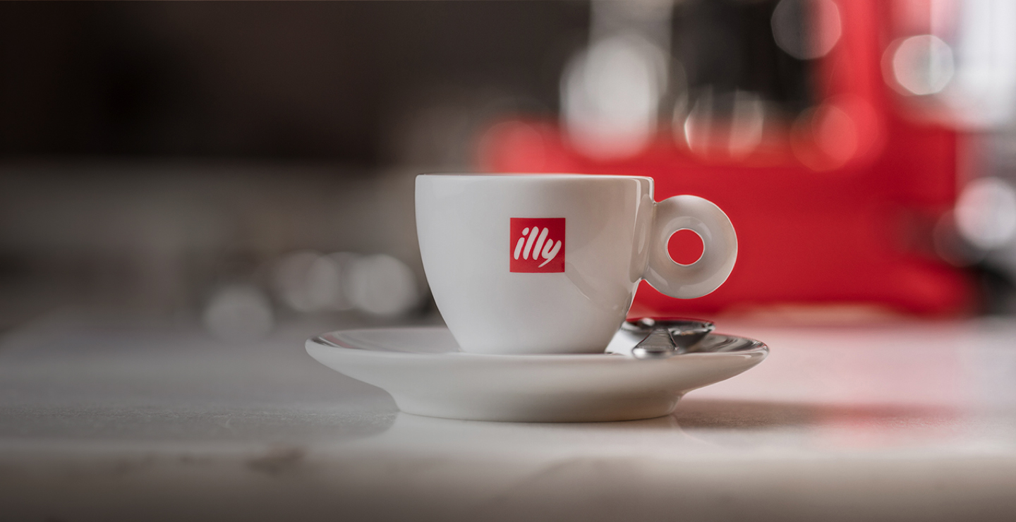 illy logo espresso cup - Live Happilly