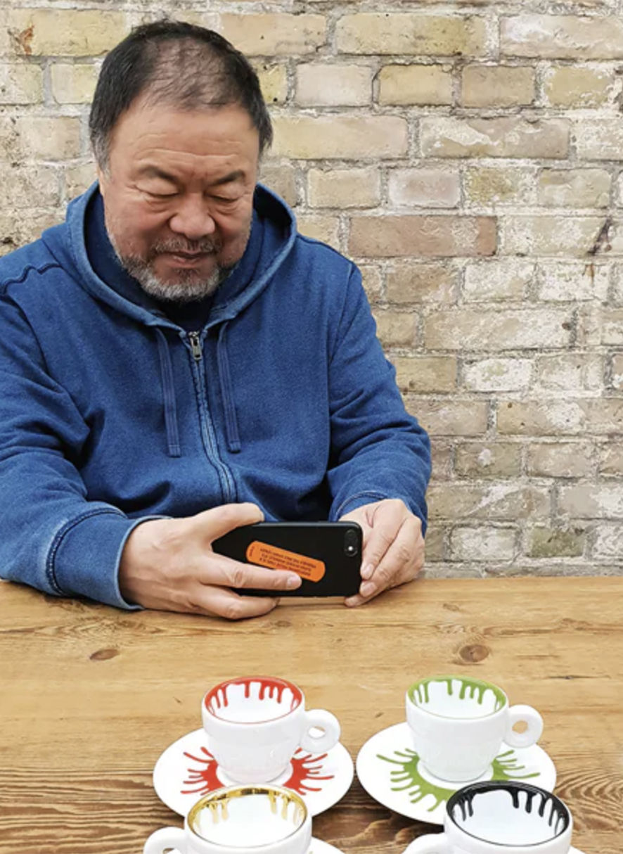 https://www.illy.com/content/dam/channels/website/consumer/italy/art-collection/210616_Ai-Weiwei_886x1214.jpg