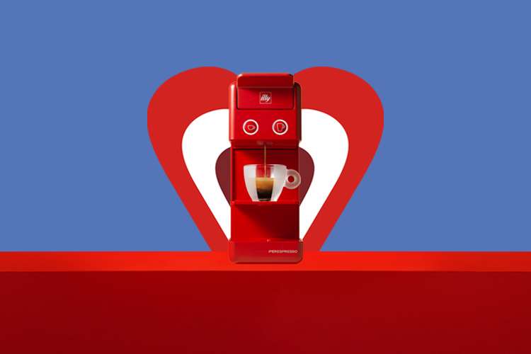 Machine à café à capsules gratuite avec Illy Lovers - Machine à café à capsules Y3