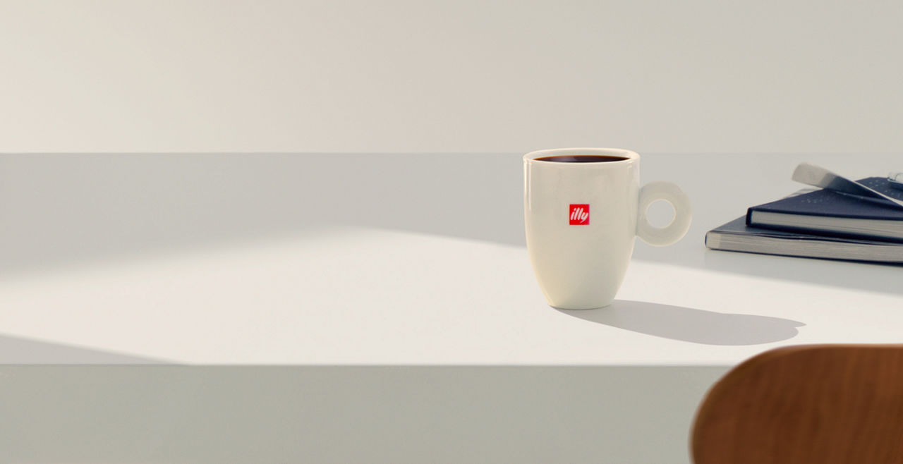 1440x740-HeroDesktop-Mug-LivingRoom-USA-20200331