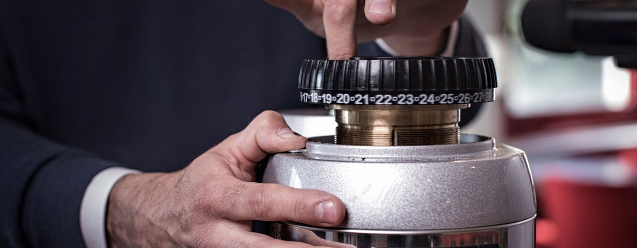 Professional_coffee_grinder