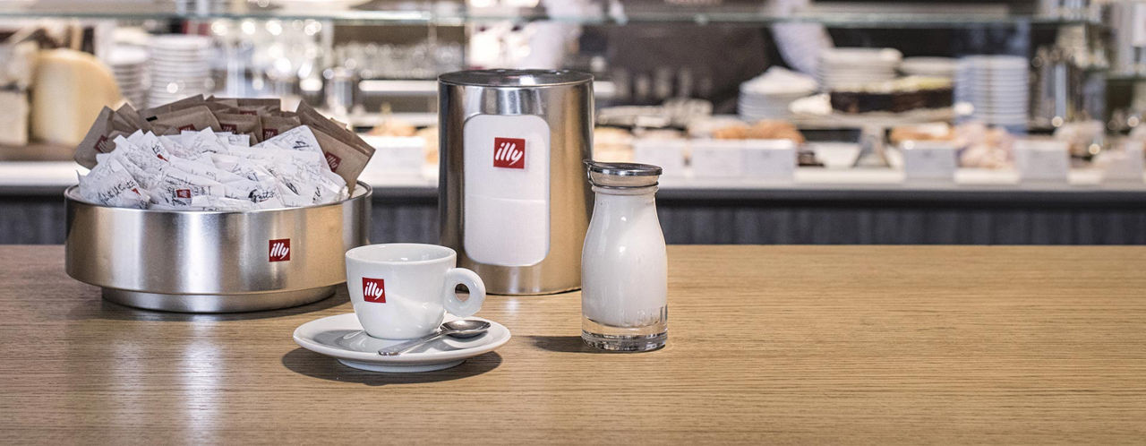 Materiali bar brandizzati illy