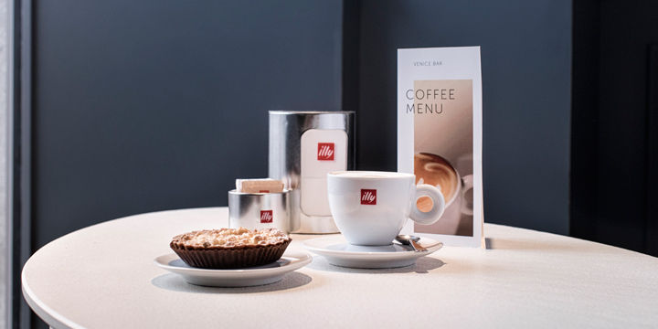 Attrezzatura bar illy