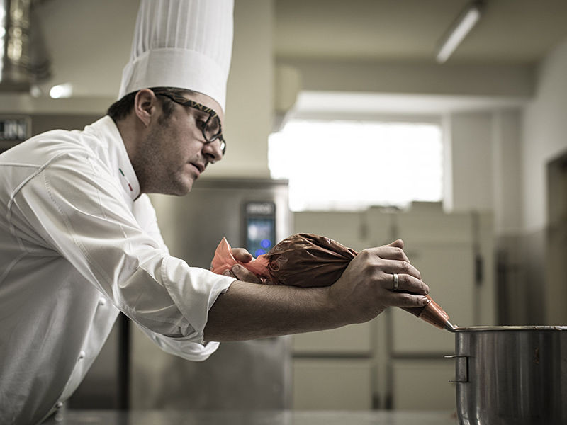 21.04.07_fabrizio_galla_master_chocolatier_alternate-banner_800x600