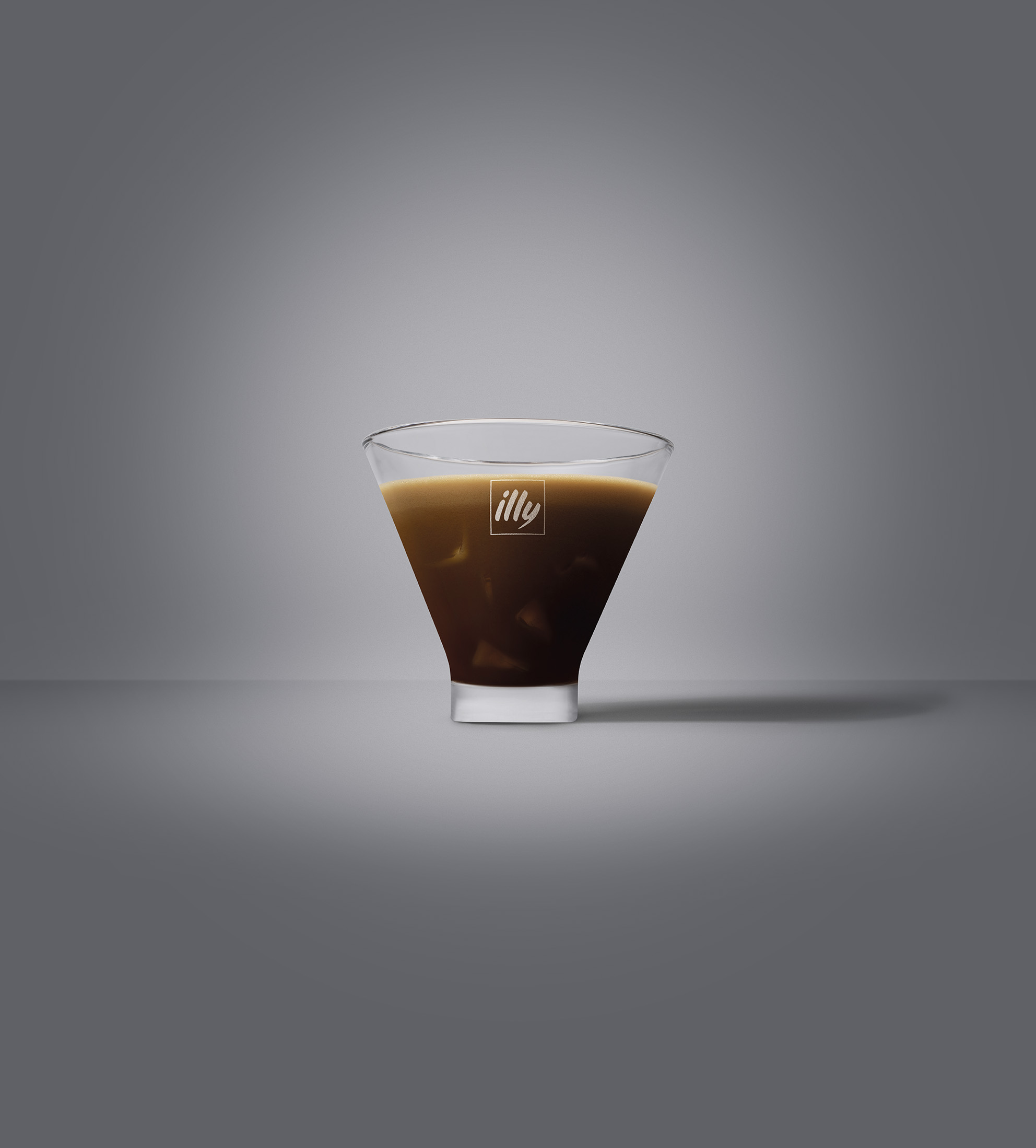 https://www.illy.com/content/dam/product/f-and-b-recipes/consumer/coffee/cocktails/photo/jpg-rgb-lr/VodkaEspresso_MedioConico.jpg
